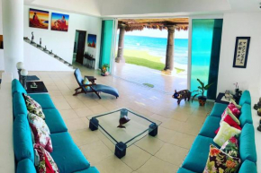 Casa PUNTA BRAVA on the beach